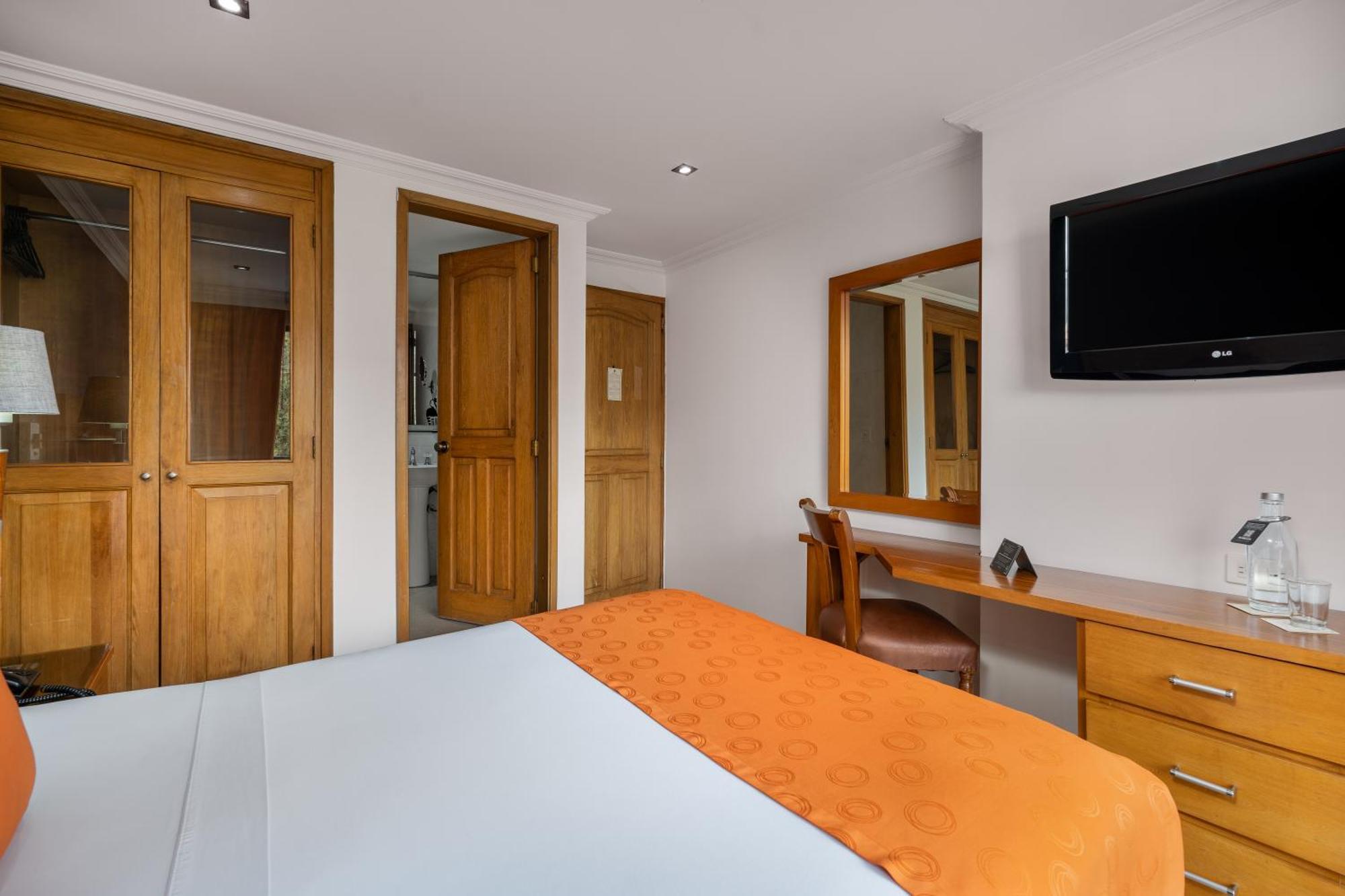 Hotel Egina Bogota Ngoại thất bức ảnh