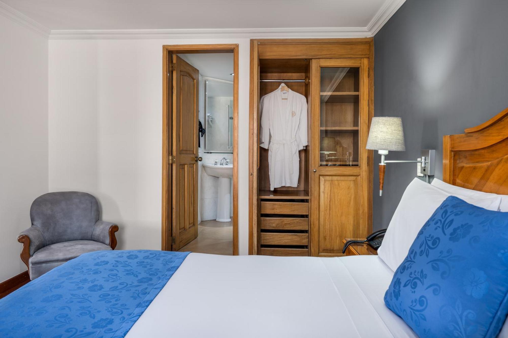 Hotel Egina Bogota Ngoại thất bức ảnh